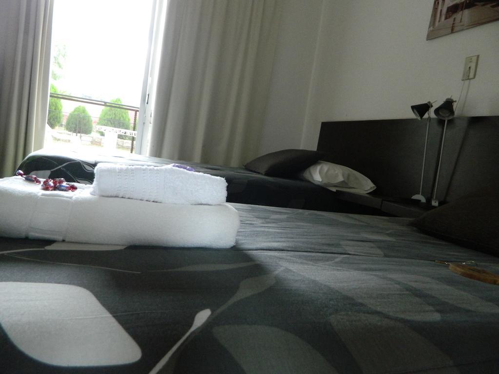 Luna Serrana Hotel 卡皮亚德尔德尔蒙特 客房 照片